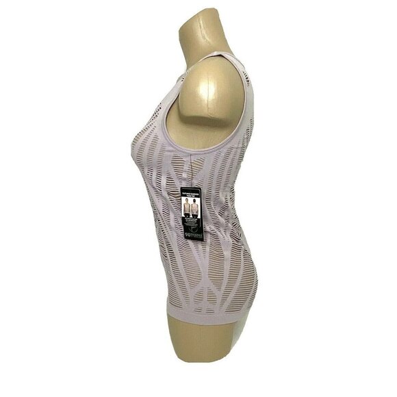 90⁰by Reflex Women's Medium Pale Lilac Sheer Textured Seamless Cut Out Tank Top - Picture 5 of 9